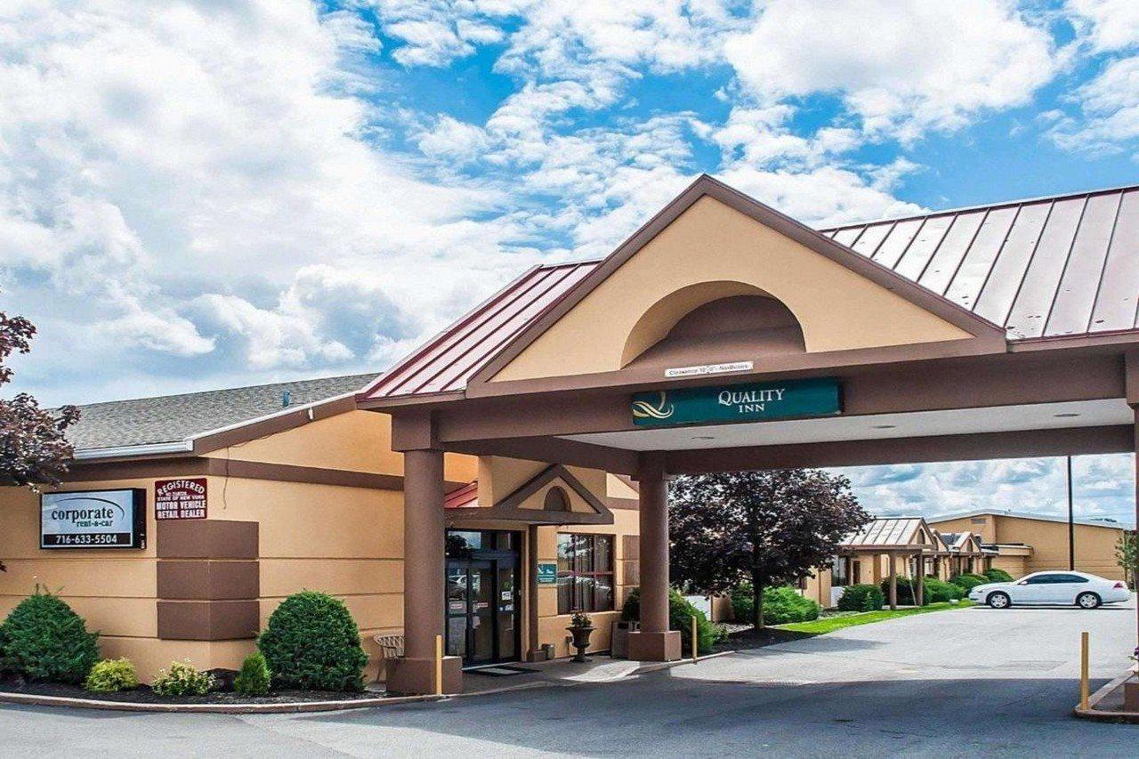 Quality Inn Airport Cheektowaga Kültér fotó