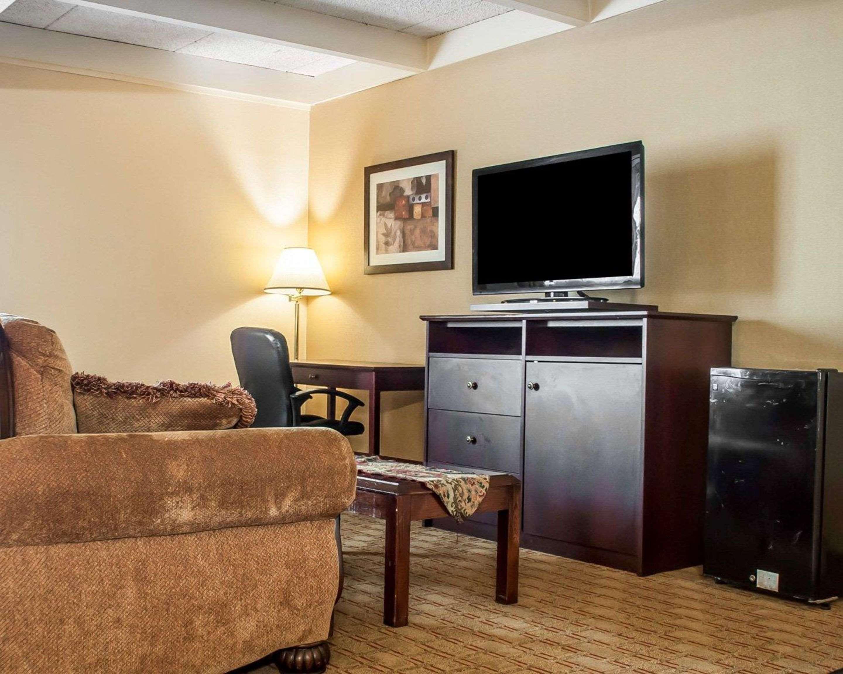 Quality Inn Airport Cheektowaga Kültér fotó