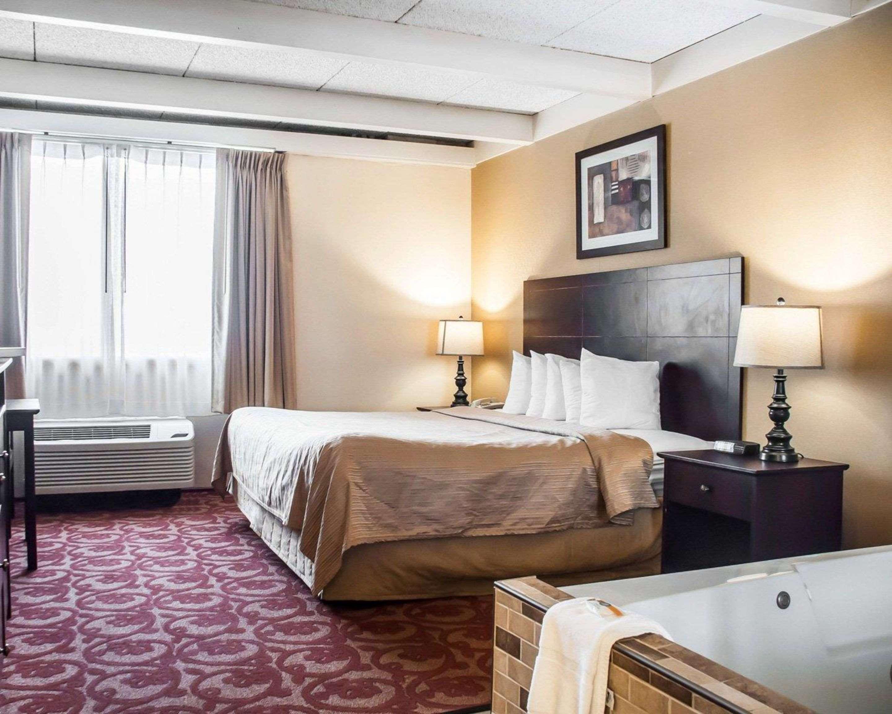 Quality Inn Airport Cheektowaga Kültér fotó